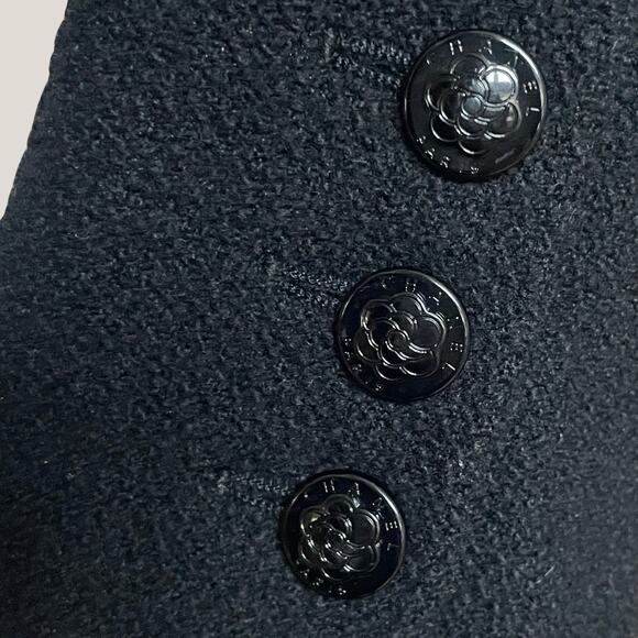 CHANEL 03C Black Cropped Bouclé Jacket (Style P20335V11746) | Military S FR 36 - Picture 14 of 15
